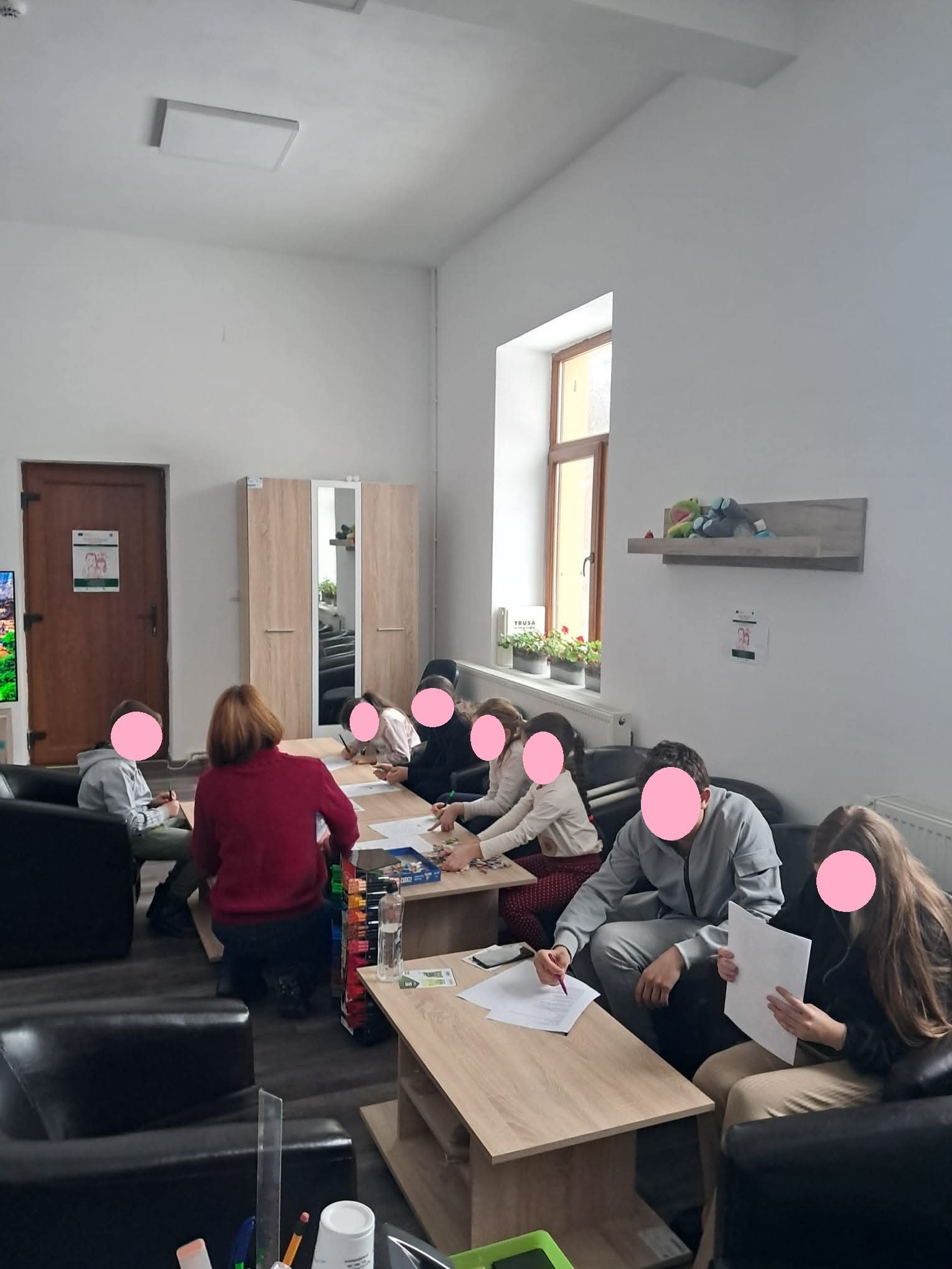 Activități pentru copiii de la Centrul de Consiliere din Săulești